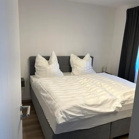 Apartament Geisfelder Suites, Zuhause Auf Zeit 1og Rechts