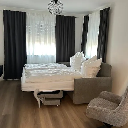 Geisfelder Suites, Zuhause Auf Zeit 1og Rechts *